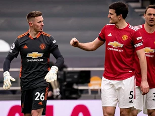 Xin lỗi De Gea, đã đến thời của Henderson