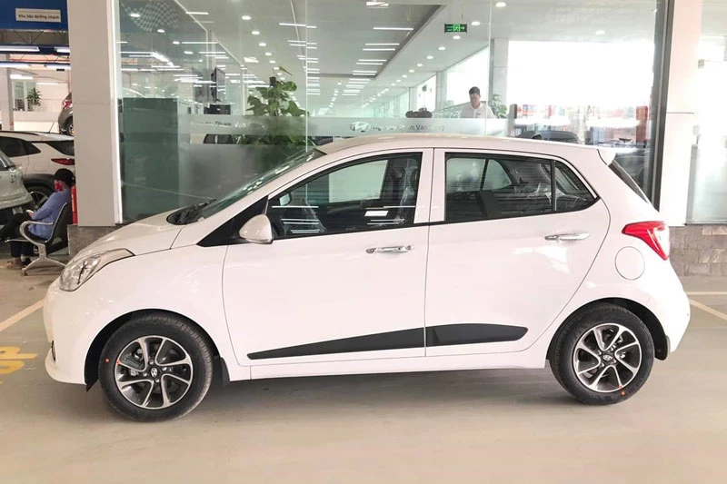 7. Hyundai Grand i10 (doanh số: 1.293 chiếc).