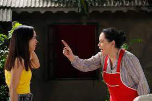 Chắt bóp từng đồng để gửi về nhà, vậy mà khi tôi cần tiền, mẹ chồng ráo hoảnh đáp một câu khiến tôi ngã ngửa