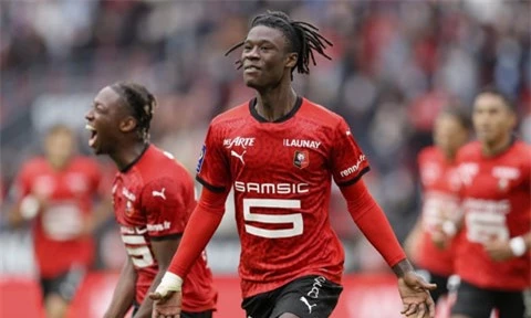 Eduardo Camavinga đã thi đấu 75 trận cho Rennes dù mới 18 tuổi