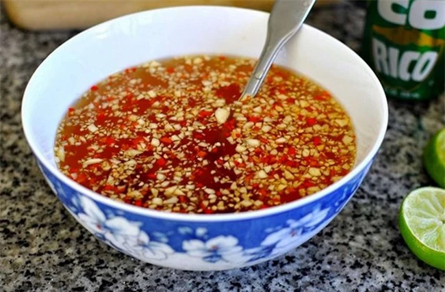 cach-lam-nuoc-cham-ngon-3