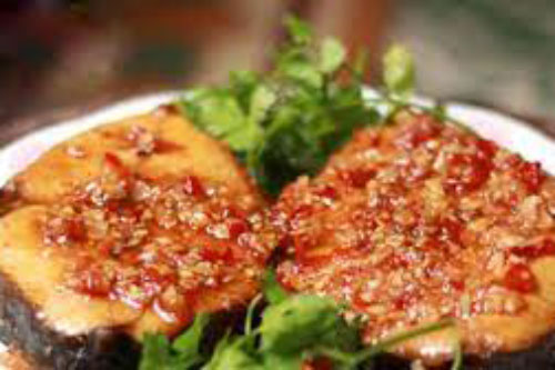 Cách làm cá thu rim tỏi ớt cực hấp dẫn