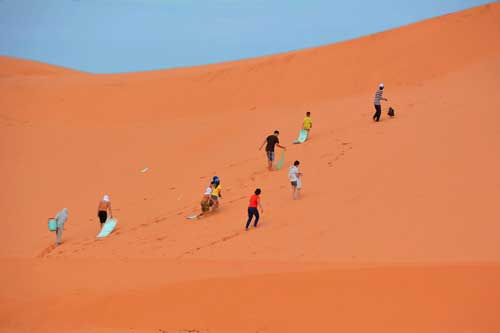 “Bay” trên những đồi cát tuyệt đẹp ở Bình Thuận