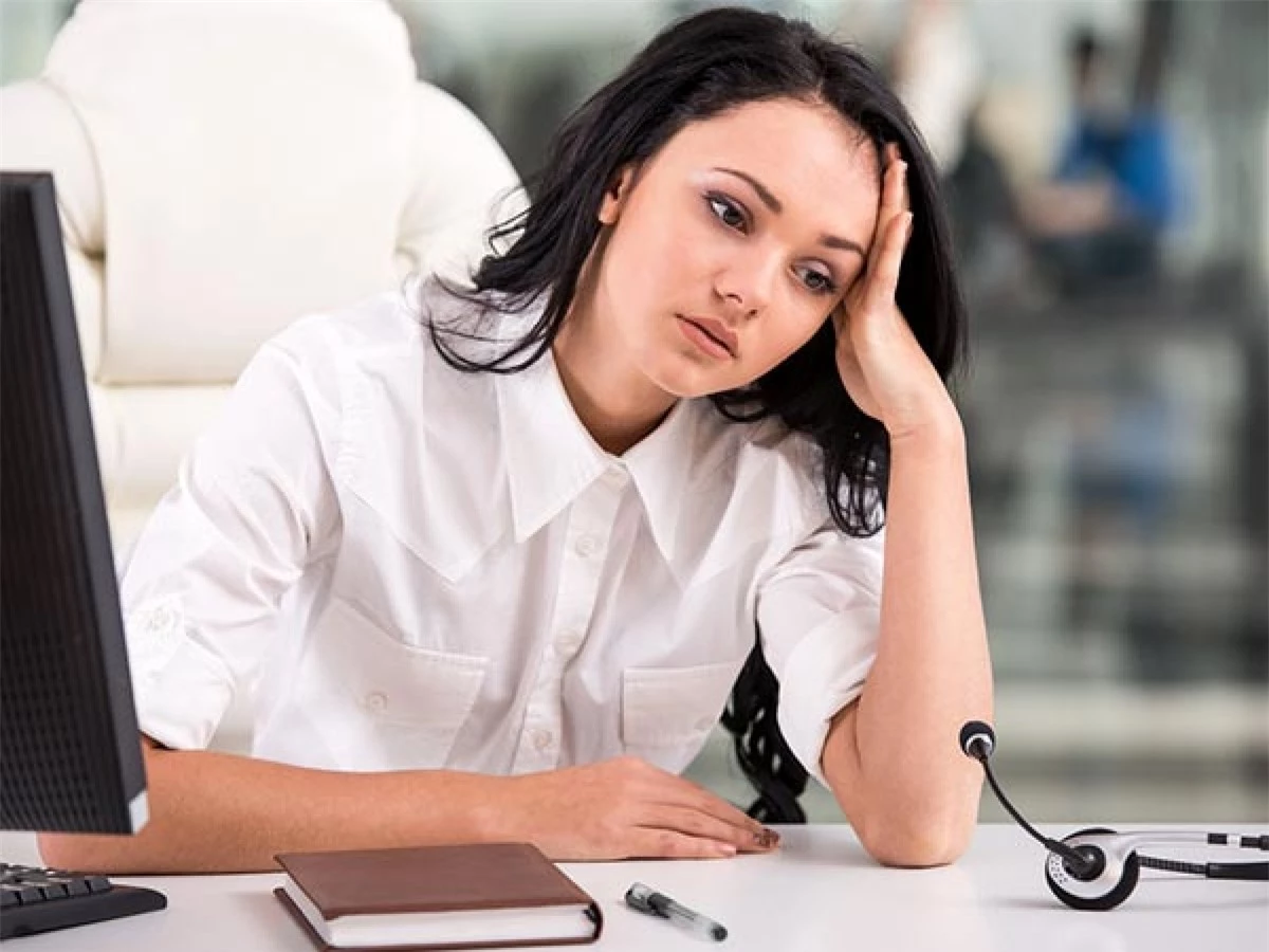Suy nhược cơ thể: Cảm giác mệt mỏi và suy nhược có thể là dấu hiệu ban đầu của bệnh tiểu đường ở phụ nữ ngoài 40. Cảm giác suy nhược này có thể làm giảm năng suất làm việc và khiến bạn căng thẳng, lo âu.