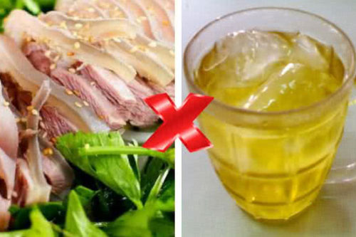 Những thực phẩm đại kỵ với trà, chớ dại kết hợp kẻo rước bệnh vào thân