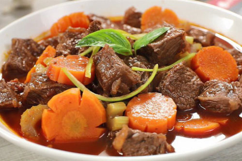 Nấu thịt bò sốt vang đừng quên bỏ qua thứ này, thịt mềm hết hẳn mùi hôi, cực ngon