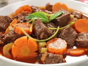 Nấu thịt bò sốt vang đừng quên bỏ qua thứ này, thịt mềm hết hẳn mùi hôi, cực ngon