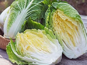 6 loại rau củ mẹ tuyệt đối không được cho bé dưới 1 tuổi ăn