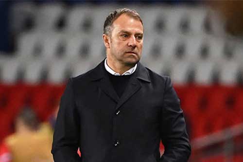 Hansi Flick úp mở về tương lai sau khi Bayern bị loại ở Champions League