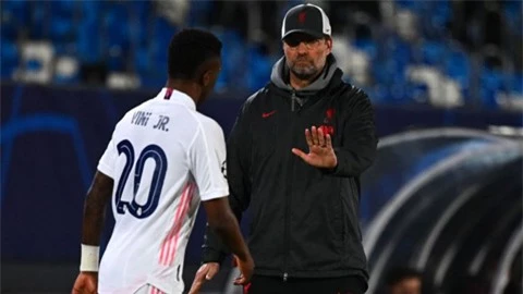 Jurgen Klopp lo sợ trước Vinicius và Kroos