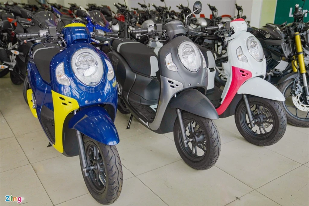 Honda Scoopy 2021 nhap khau Thai Lan gia 74 trieu dong anh 1