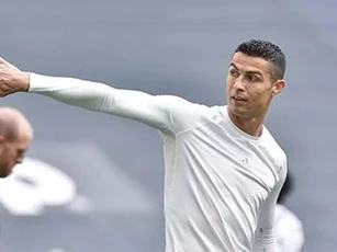 Ngày Ronaldo rời Juventus đang đến gần