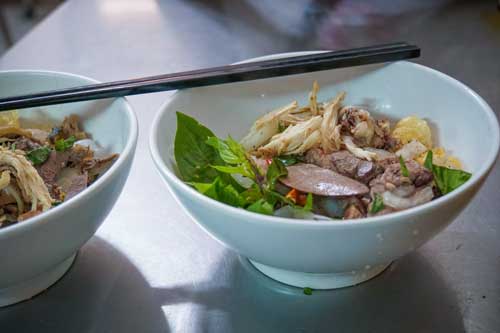 Những món ăn đường phố nhất định phải thử khi đến Đà Lạt