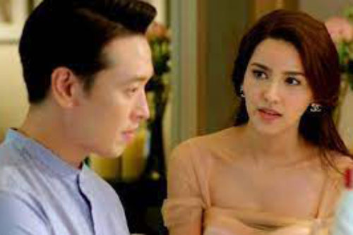 Chồng bắt vợ gánh nợ 600 triệu mới nhường quyền nuôi cả 2 con, lựa chọn của cô và màn gặp lại sau 3 năm khiến anh ta "hốt hoảng"