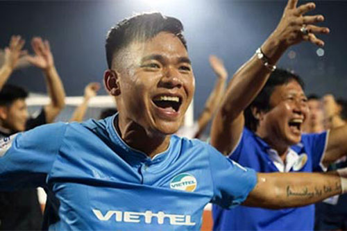 Nguyên Mạnh: ‘Hà Nội FC và HAGL đấu nhau là lợi thế với Viettel’