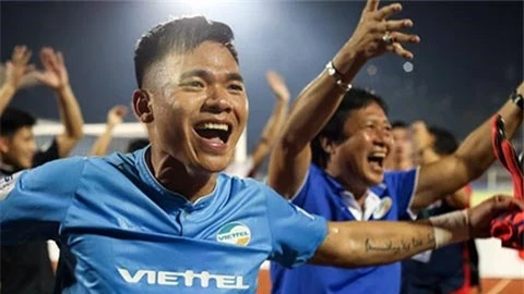 Nguyên Mạnh: ‘Hà Nội FC và HAGL đấu nhau là lợi thế với Viettel’