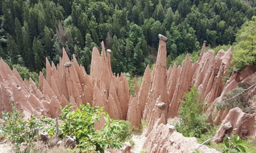 Chiêm ngưỡng kim tự tháp tự nhiên của Trái Đất