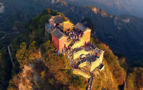 Ảnh: Top 10 địa danh đẹp, nổi tiếng hàng đầu Trung Quốc 