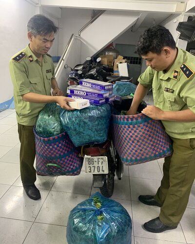 Cần Thơ tạm giữ trên 1.300 bao thuốc lá điếu nhập lậu
