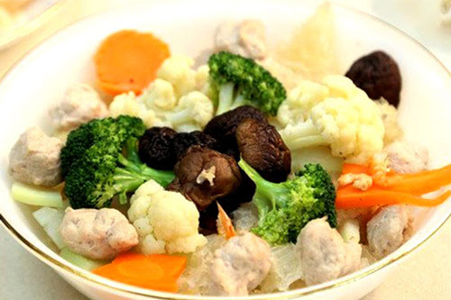 Canh mọc nấm hương giàu dinh dưỡng dễ ăn cả nhà mê tít