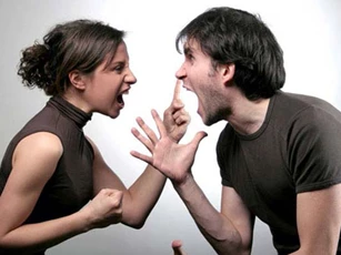 Những điều tuyệt đối tránh khi vợ chồng cãi nhau