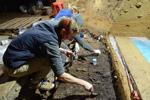 Tìm thấy 3 "con người lai" giữa 2 loài, là tổ tiên người Đông Á và châu Mỹ