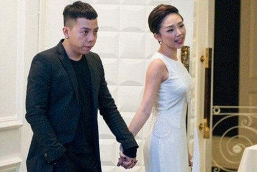 Tóc Tiên hiếm hoi khoe ảnh "tình cực tình" bên cạnh ông xã, chính thức gia nhập đường đua “cẩu lương” Vbiz