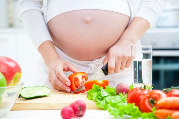 Các loại thực phẩm giúp hạ huyết áp thai kỳ không cần dùng thuốc