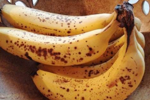 Chuối chín ngon, rẻ nhưng nếu có 1 trong 5 dấu hiệu này tuyệt đối không nên ăn kẻo rước bệnh vào thân