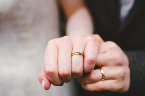 2 ý nghĩa thiêng liêng của chiếc nhẫn cưới, cả vợ và chồng đều nên trân trọng