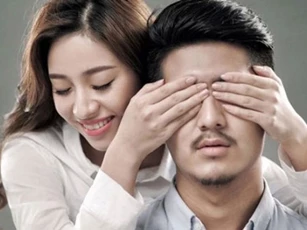 Vợ làm được 4 điều này, cưới nhau 10 năm tình cảm vẫn ngọt ngào như lúc mới yêu