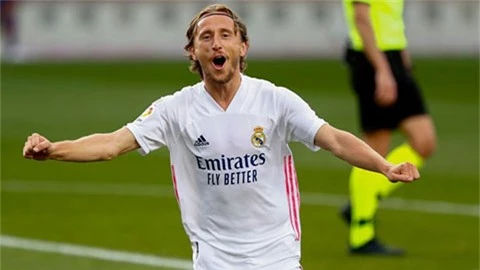 Luka Modric gia hạn hợp đồng với Real