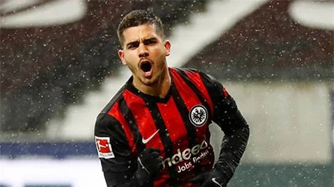 MU gặp vấn đề nan giải vụ Andre Silva