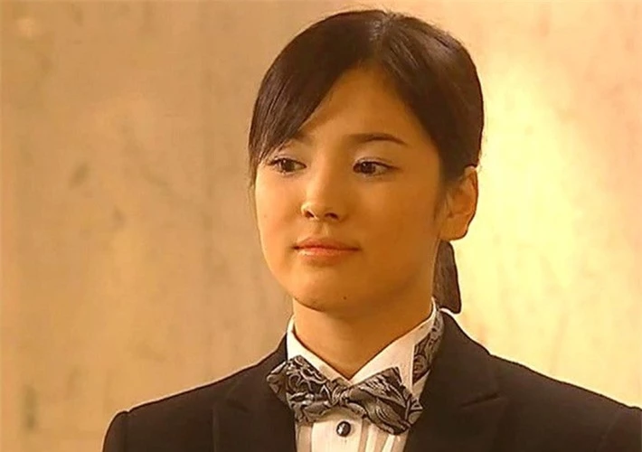Một bộ phim của Song Hye Kyo bất ngờ hot trở lại sau 20 năm: Nhan sắc thuở thiếu nữ khiến người xem phải choáng ngợp - Ảnh 6.