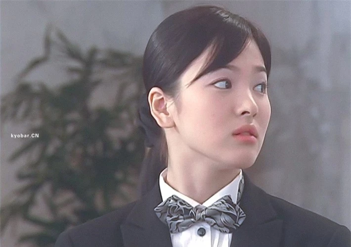 Một bộ phim của Song Hye Kyo bất ngờ hot trở lại sau 20 năm: Nhan sắc thuở thiếu nữ khiến người xem phải choáng ngợp - Ảnh 8.