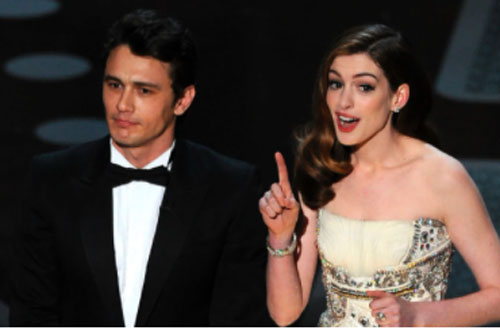 Lí do Oscars 2011 là đêm tồi tệ nhất lịch sử: Anne Hathaway không "gánh" nổi đồng đội vô duyên, tưởng ai hóa ra tài tử Người Nhện