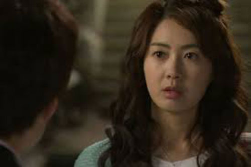 Chồng đi Sapa cùng bồ, con ốm vợ gọi không về nhưng đến chiều hôm sau anh ta lại "sốc tận óc" khi chứng kiến màn "xé nháp" của vợ mình