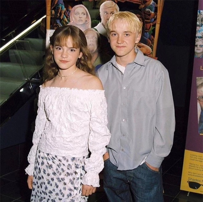 Fan Harry Potter rần rần vì Malfoy công khai chúc mừng sinh nhật Hermione Emma Watson kèm câu thính mùi mẫn - Ảnh 2.
