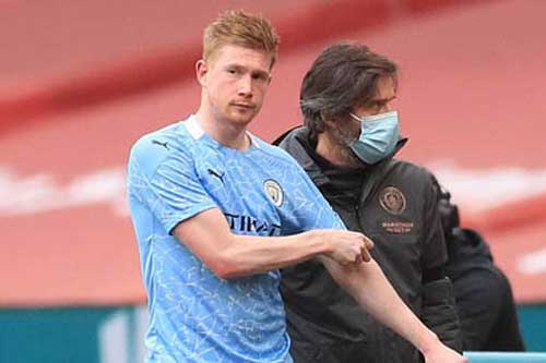 Man City 'run rẩy' chờ thông tin chấn thương của De Bruyne
