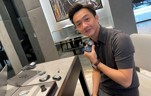 Cường Đô La được bà xã tặng đồng hồ 600 triệu đồng