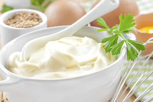 Da đẹp mịn màng ''không tì vết'' với sốt mayonnaise