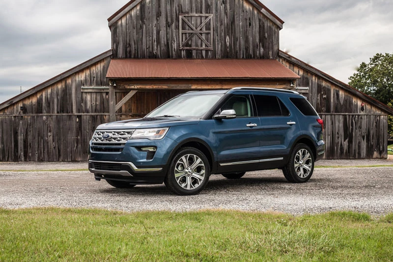 10. Ford Explorer (doanh số: 65.244 chiếc).