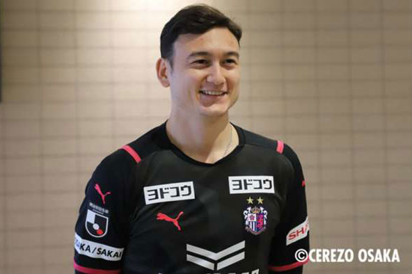 Đặng Văn Lâm nói gì khi ra mắt Cerezo Osaka?