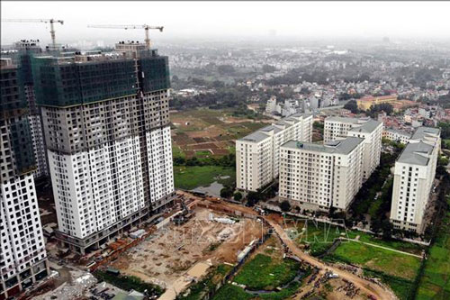 Nghịch lý giá bất động sản