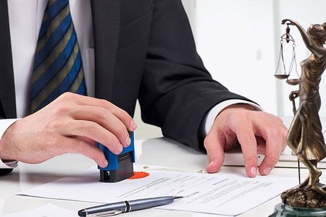 Có được công chứng gộp thỏa thuận phân chia di sản và tặng cho tài sản?