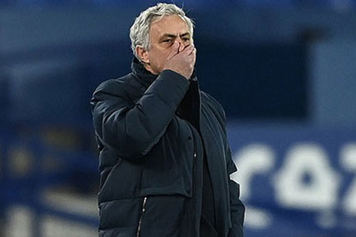 Mourinho rời Tottenham mang theo thành tích tệ nhất sự nghiệp