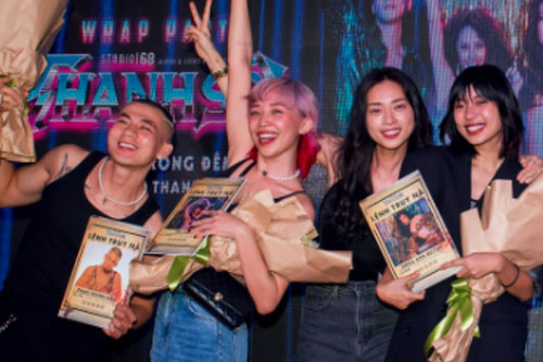 Ngô Thanh Vân mở tiệc mừng đóng máy "Thanh Sói" sau hành trình quay kỷ lục