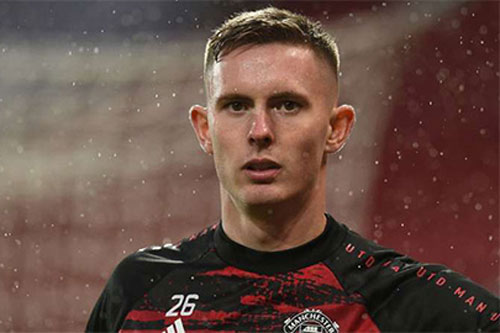 Solskjaer báo động Henderson thi đấu chểnh mảng