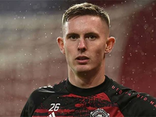 Solskjaer báo động Henderson thi đấu chểnh mảng