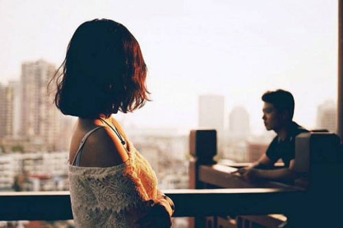 Dù có giận chồng đến mấy, phụ nữ cũng nên ''khóa miệng'' không được tùy tiện nói 4 câu này